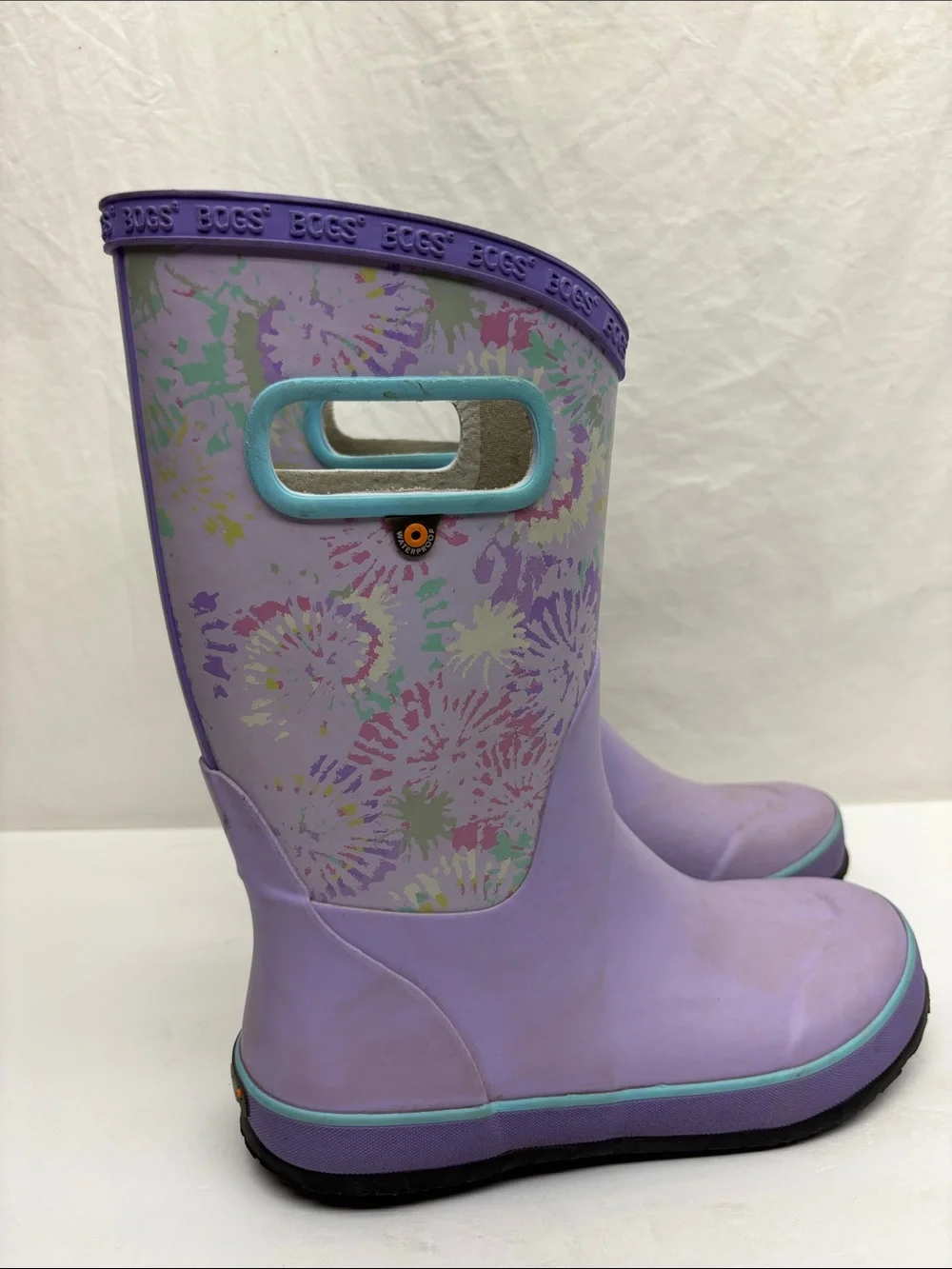 Bogs Purple Floral Kids Rain Boots with Mint Trim, SZ 4 big girl 2(BA)